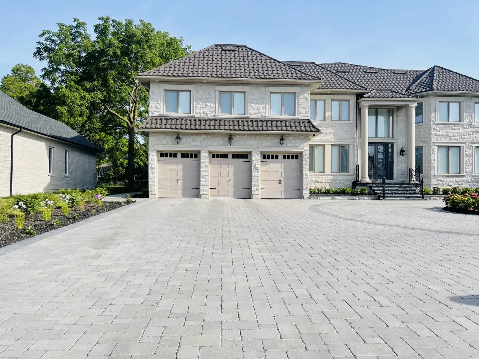 Interlocking Driveways