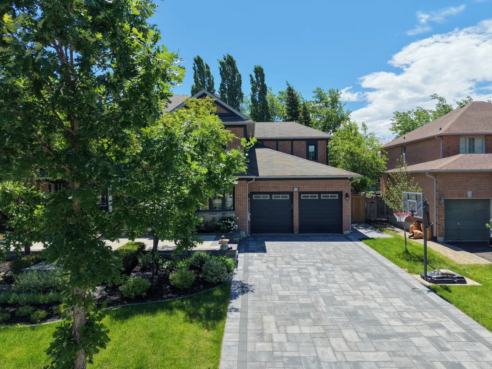 Aurora — project in Aurora, ON