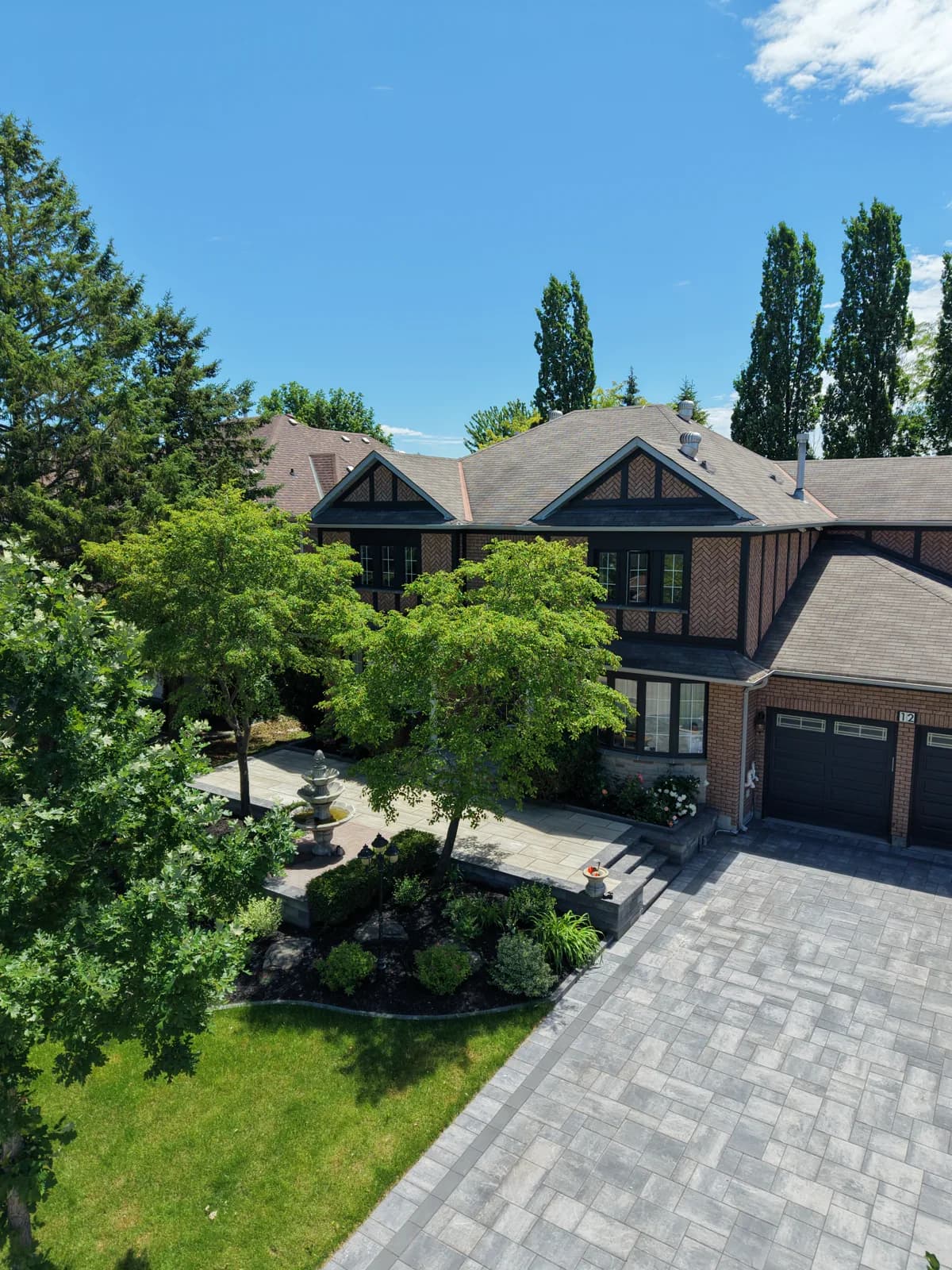 Aurora — project in Aurora, ON