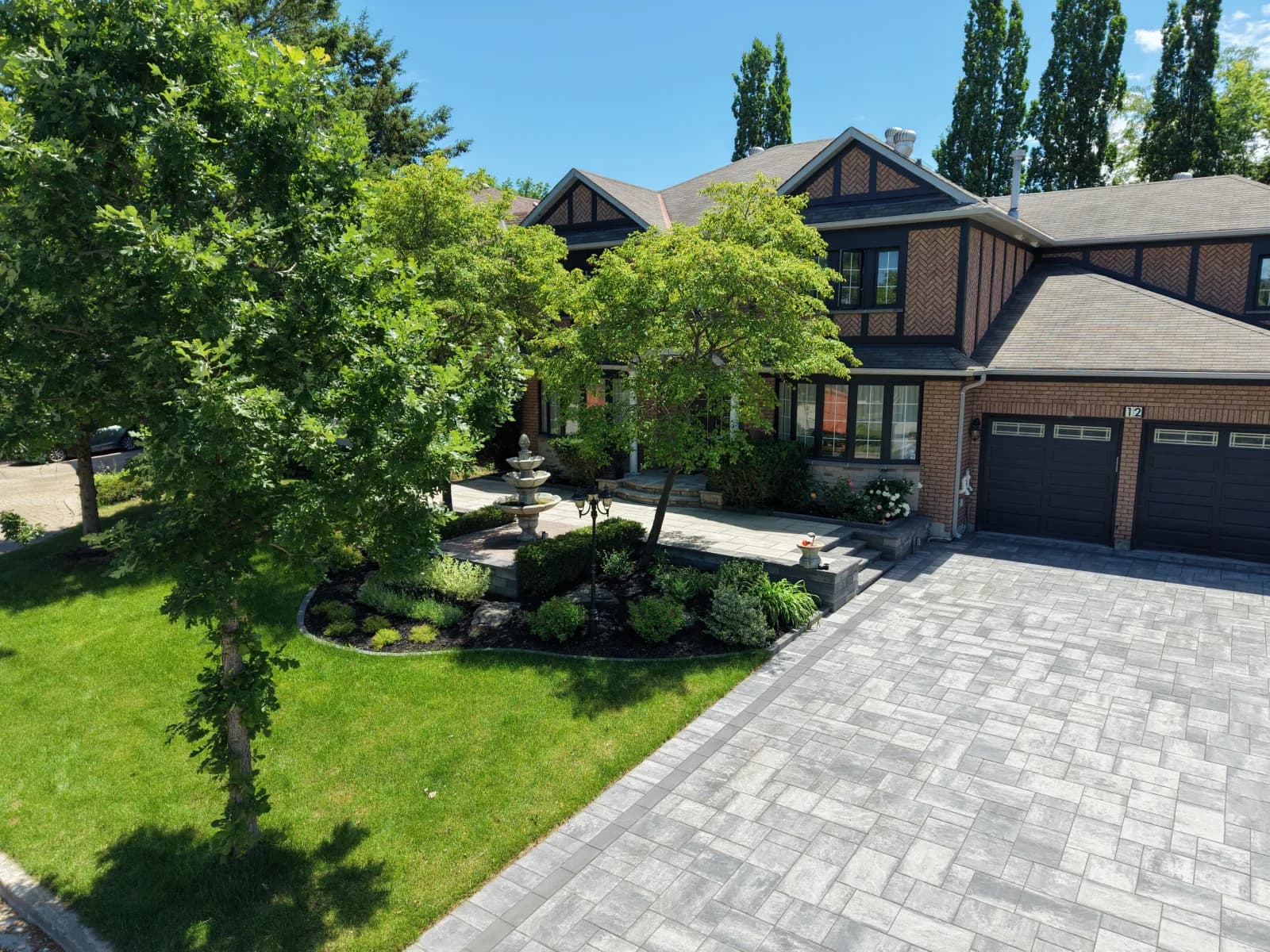 Aurora — project in Aurora, ON